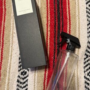 NIB/ Clear Spray Bottle with Black Nozzle